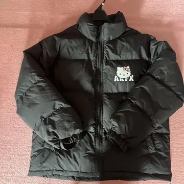 헬로키티 다운 자켓