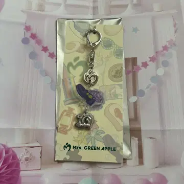 Mrs. GREEN APPLE 랜덤 참 키링 라일락