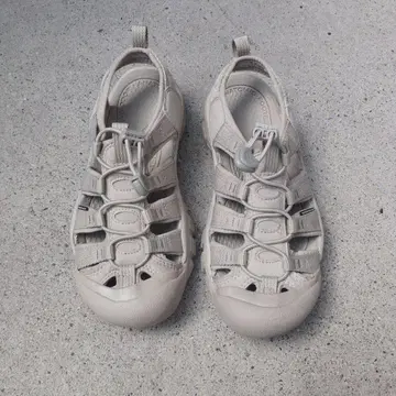 KEEN NEWPORT H2 킨 뉴포트 베이지