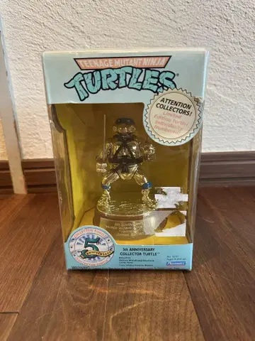 Teenage Mutant Ninja Turtles 5주년 기념 피규어