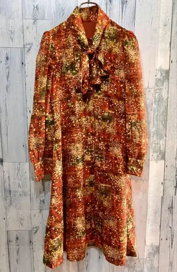 레트로 빈티지 패턴 폴리에스테르 원피스 리본 부착 7080년대