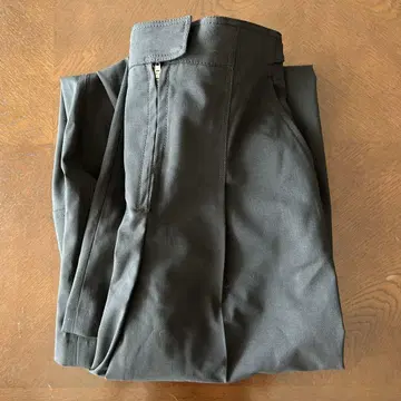 ZARA 울 혼방 턱 와이드 팬츠 블랙 S 사이즈