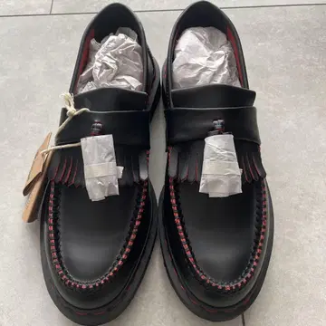 닥터마틴 레드 스티치 태슬 로퍼 28 cm
