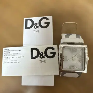 D&G TIME 화이트 가죽 손목시계