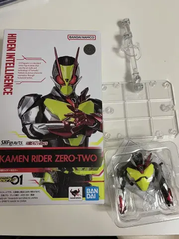 S.H.Figuarts 가면라이더 제로투 부품 교환 완료