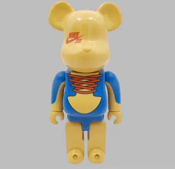 NIKE SB x BE@RBRICK 400%