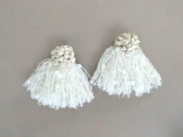 hanairoaiki 귀걸이 곤타 화이트