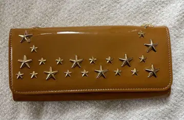 하자 있는 미사용품 JIMMY CHOO 지미추 스터드 장지갑