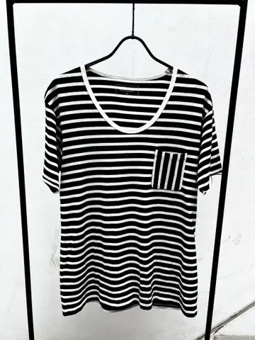 SOPHNET. 보더 티셔츠