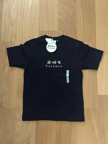 gu 포켓몬 그래픽 T XS 사이즈