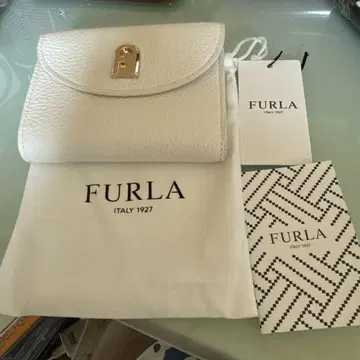FURLA 접이식 지갑 새상품