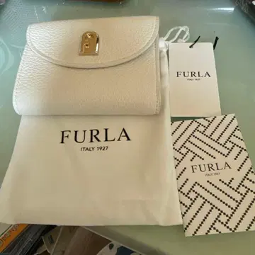 FURLA 접이식 지갑 새상품