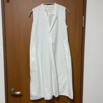 dosa 도사 화이트 슬리브리스 셔츠 원피스