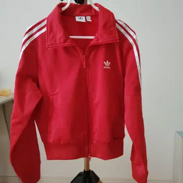 adidas 트랙 자켓 스칼렛 XL 거의 새상품