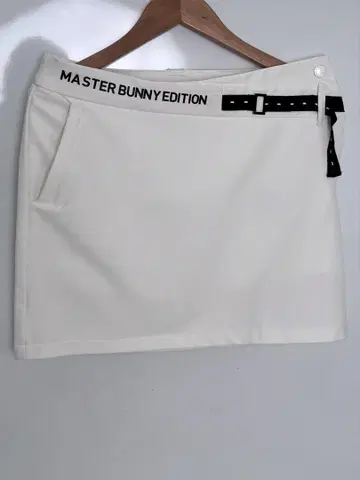 MASTER BUNNY EDITION 화이트 스커트