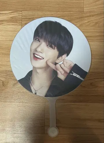 조슈아 부채 서울 콘