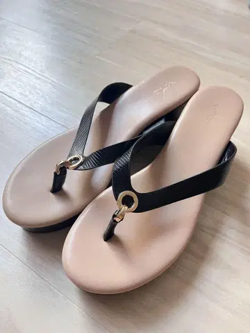 플립플랍 여성용 통굽 비치 샌들 27cm 미사용 새상품