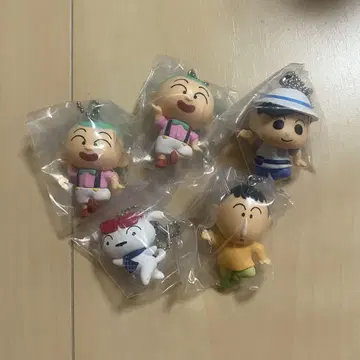 짱구는 못말려: 불볕더위의 떡잎마을 댄서