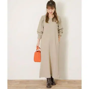 어반 리서치 써니 라벨 퍼프 슬리브 와플 컷 원피스