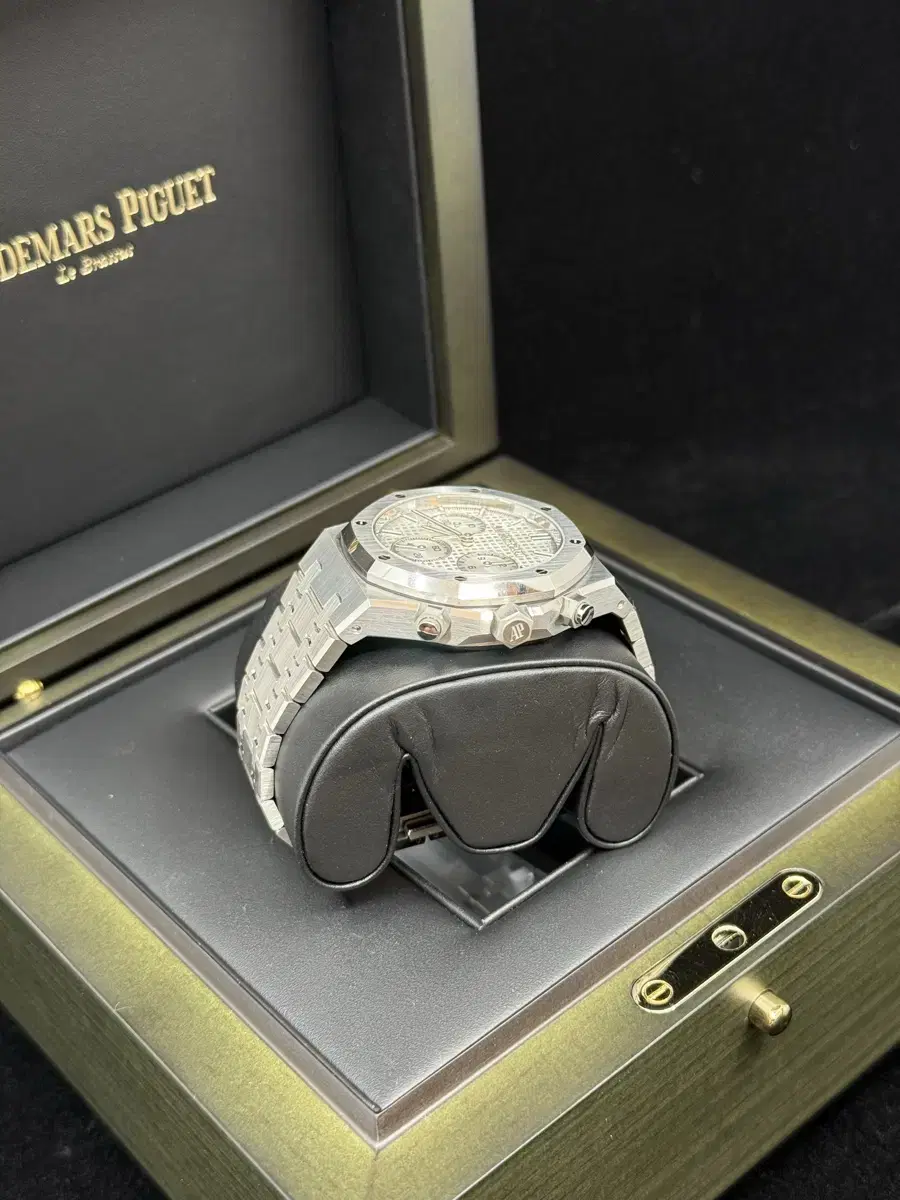 Product Details - 3
