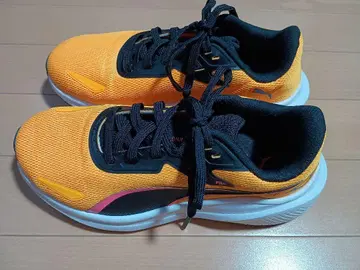 새상품급 PUMA 23.5cm 경량 조깅화 스니커즈