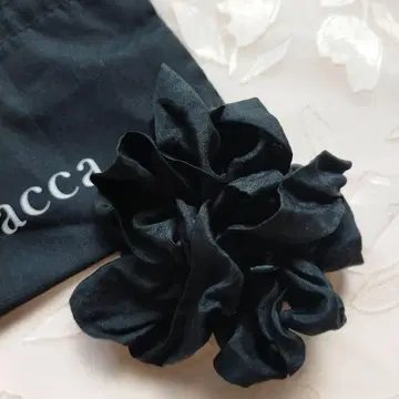 아카 acca 스크런치 블랙