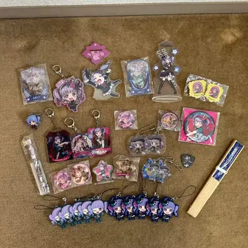 우타가와 아코 굿즈 묶음 판매 30점