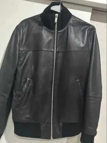 미사용 새상품! ZARA 라이더스