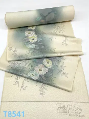 코몬 수염 문양 의장 순수 실크 옷감