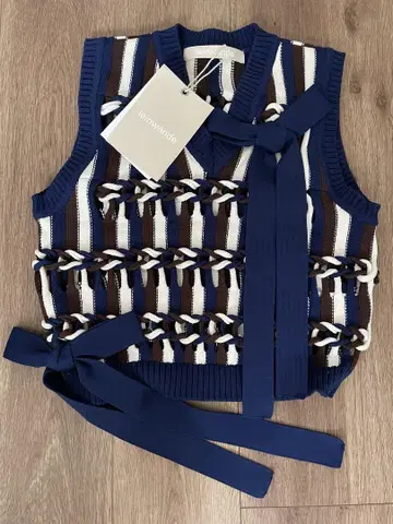 leinwande Braids Stripe Knitted Vest