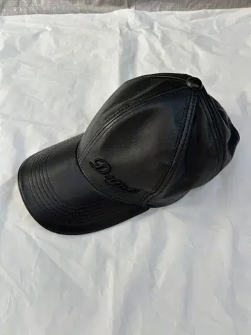 데그너 카잔 가죽 캡