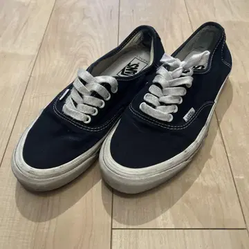 vans authentic anaheim factory