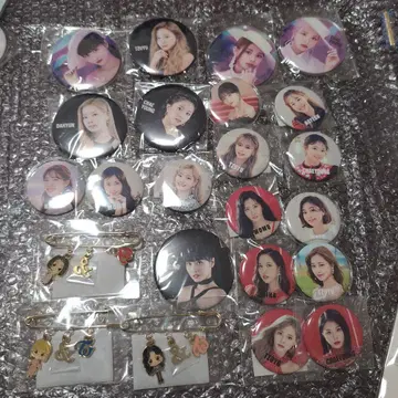K-POP 아이돌 캔뱃지 세트