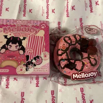 Mellojoy 스퀴즈 도넛 체리 코코아