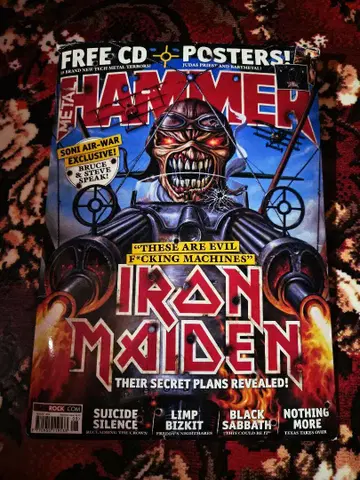 Metal Hammer 2014년 8월호 BABYMETAL 포스터 포함