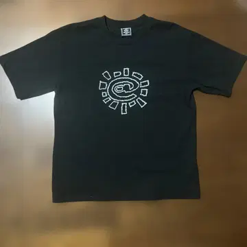 sketchy @sun tshirt - black always a
