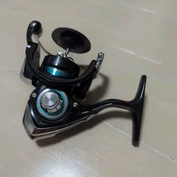 다이와 19 에메랄다스 LT 2500S-DH 바디 본체 DAIWA