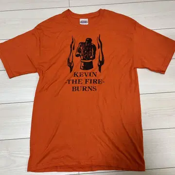 오렌지 티셔츠 KEVIN THE FIRE BURNS 헤인즈 90s
