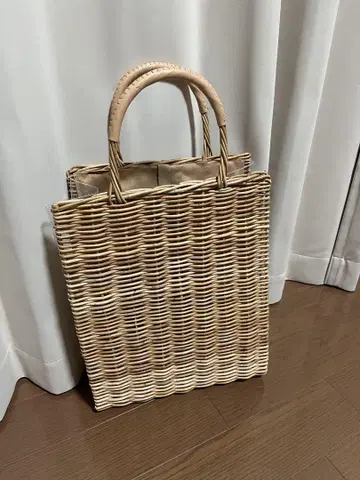 아라로그 카고백