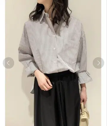 Mila Owen 캠페인 오버사이즈 테일러드 셔츠
