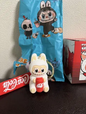 코카콜라 라부부 키링