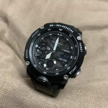 G-SHOCK GA-2000 손목시계