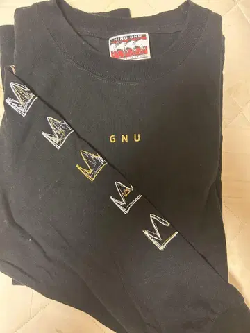King Gnu 롱티 블랙 S 사이즈