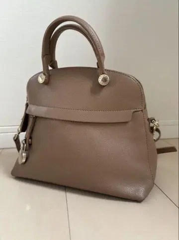 FURLA 파이퍼 베이지 숄더백
