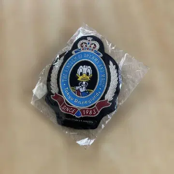 도쿄 디즈니랜드 도널드 덕 엠블럼 배지 1983년