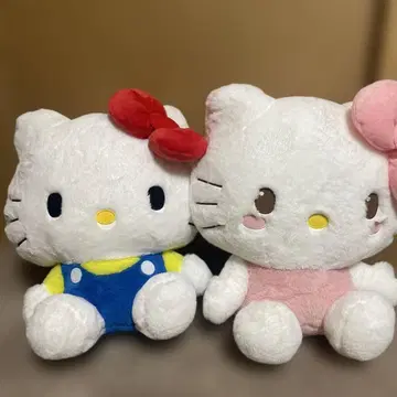 산리오 빅 헬로키티 봉제 인형 2개 세트