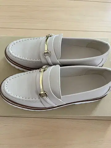 밴야드 스톰 mazell 마젤 로퍼 사이즈 39 (24cm 상당)