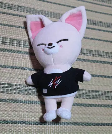 스키즈 폭시니 봉제 인형