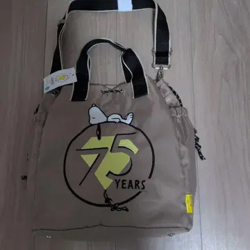 스누피 75주년 기념 숄더백