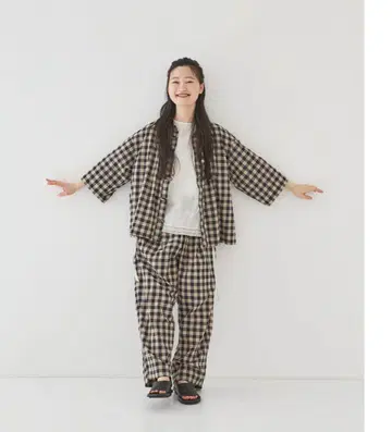 네스트로브 깅엄 팬츠